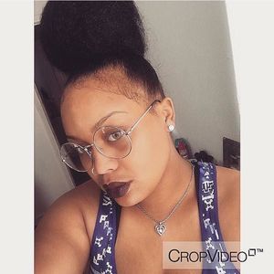 Meet your Posher, Markashia